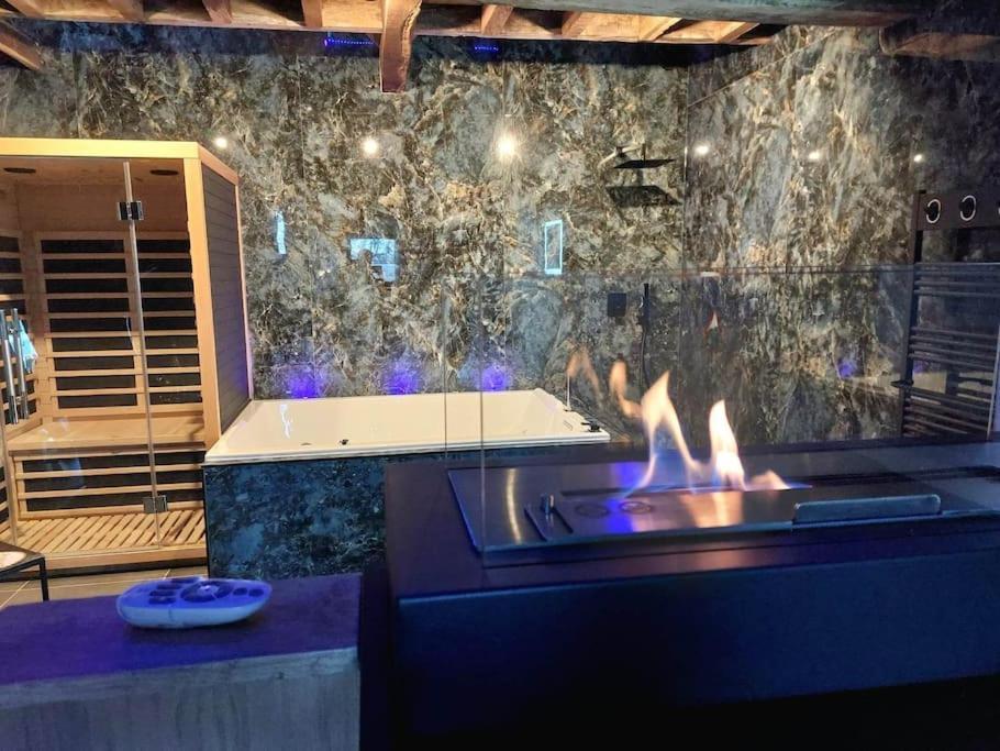 Le Duplex De L'Etoile Home Cinema Jacuzzi Et Sauna Privatif Longmesnil Kültér fotó