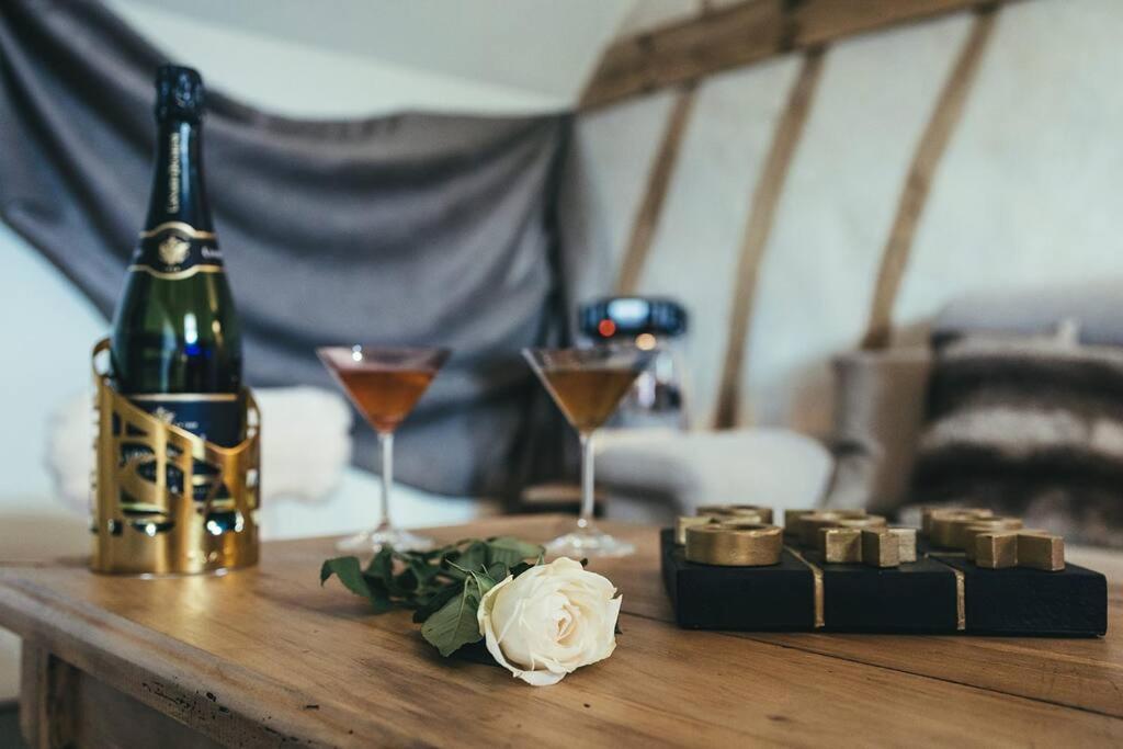 Le Duplex De L'Etoile Home Cinema Jacuzzi Et Sauna Privatif Longmesnil Kültér fotó