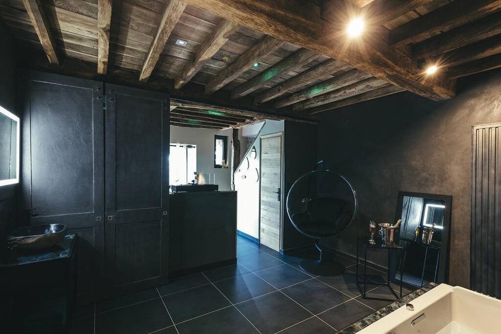 Le Duplex De L'Etoile Home Cinema Jacuzzi Et Sauna Privatif Longmesnil Kültér fotó