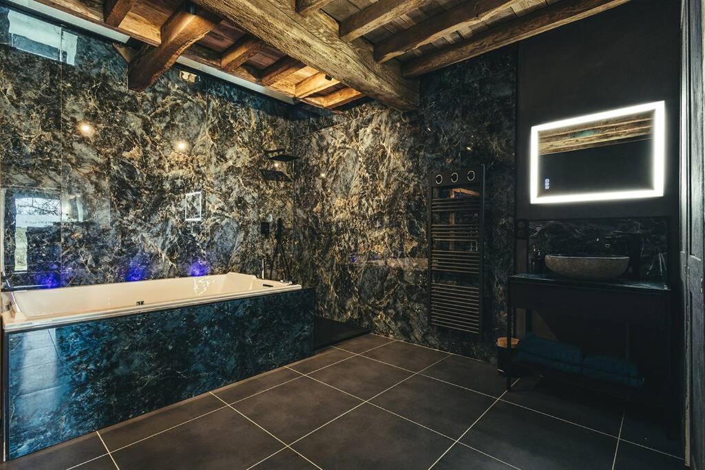 Le Duplex De L'Etoile Home Cinema Jacuzzi Et Sauna Privatif Longmesnil Kültér fotó